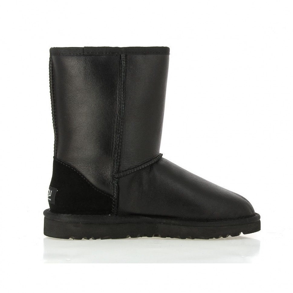 UGG Men Classic Short Black Metallic