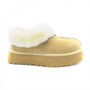 UGG Mate Revival Sand