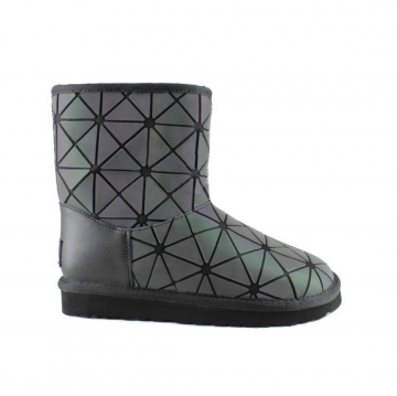 UGG Issey Miyaki Pearl