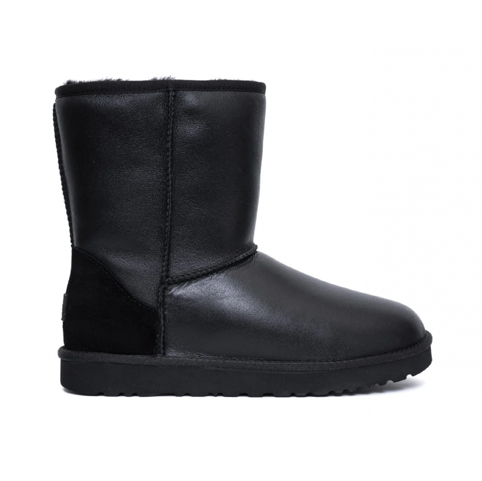 UGG Classic Short II Metallic Black